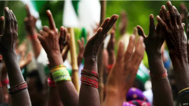 اس بینک کو خواتین ہی چلاتی ہیں اور یہ انتہائی پسماندہ علاقوں میں قائم کیا گیا ہے