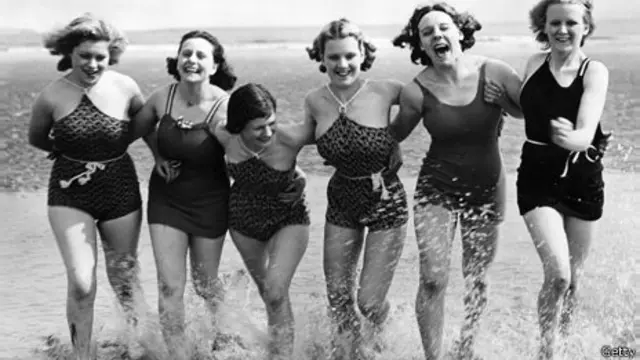 Оголення тіла на початку минулого століття почало відбуватися із приголомшливою швидкістю