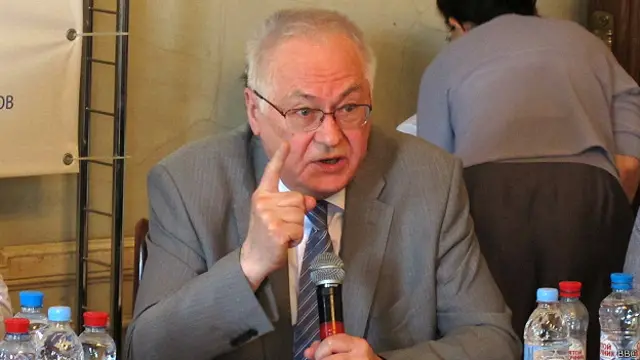 академик Роберт Нигматуллин