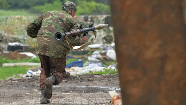 Binh lính Ukraine gần Donetsk