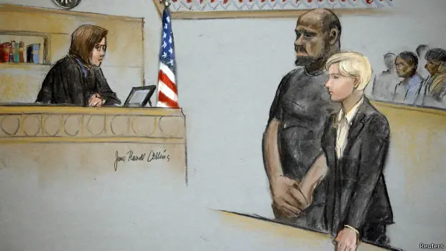 وصف أحد زعماء الجالية المسلمة المحلية فيديو المراقبة، بأنه "غير قاطع" لأنه لا يظهر تفاصيل بدء الحادثة