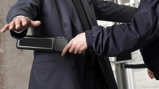 评论者指出如今人们正在草率地使用那些“荒唐扰人的技术”。（ 图片来源:Getty Images）