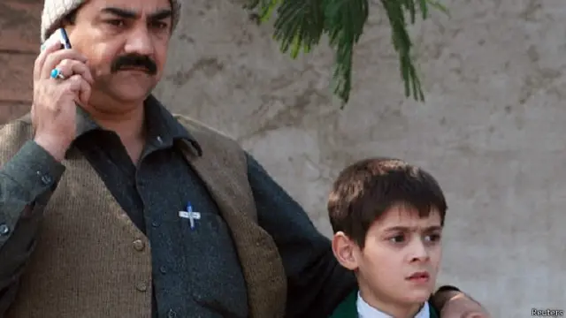 पाकिस्तान फ़ोन