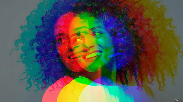 У человека много разных систем памяти, и при изучении языков задействованы они все