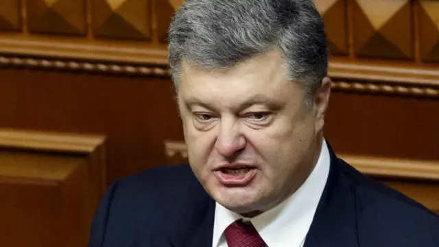 Пётр Порошенко Украина "душман" томонидан янги ҳужумларга тайёр туриши кераклигини айтган