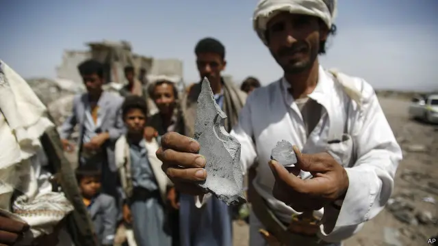 طائرات السعودية أغارات على مواقع في صنعاء الأربعاء.