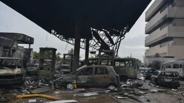 حکام کا کہنا ہے کہ ہلاکتوں کی تعداد میں اضافہ ہو سکتا ہے 