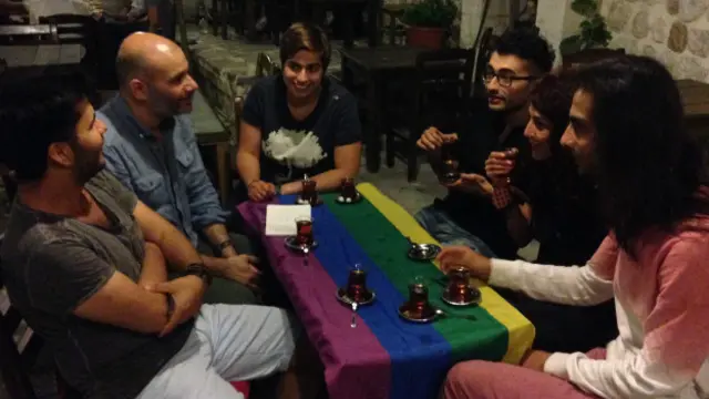 Birovning xotinini jinsiy aloqaga jalb qilish videosi