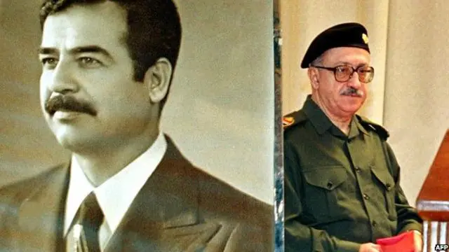 Ông Aziz (bìa phải) vẫn trung thành với lãnh tụ Saddam Hussein đến phút chót