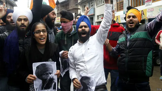 जम्मू में सिखों का विरोध प्रदर्शन