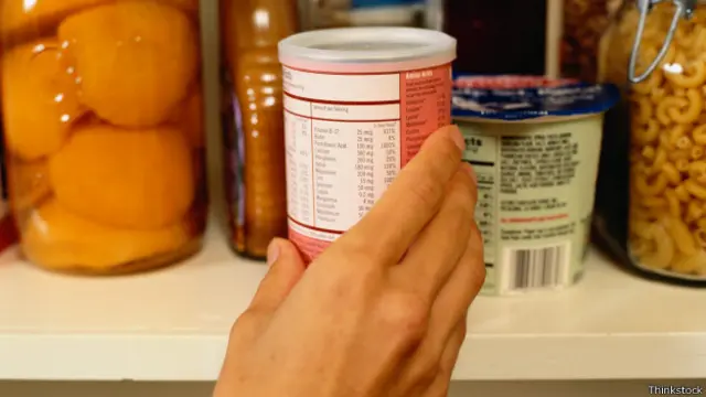 Etiqueta nutricional en un producto