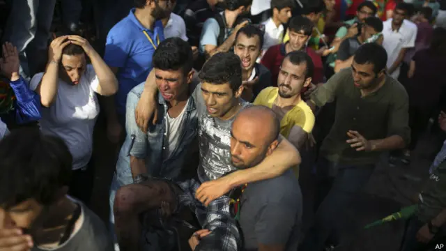 پیپلز ڈیموکریٹک پارٹی کی ریلی میں ہزاروں کی تعداد میں افراد شریک تھے