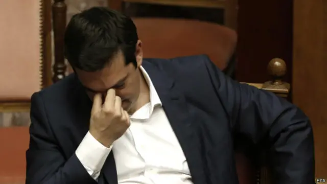 سٹرازبرگ میں یورپی پارلیمان میں اس وقت یونان کے مسئلے پر بحث کی جا رہی ہے