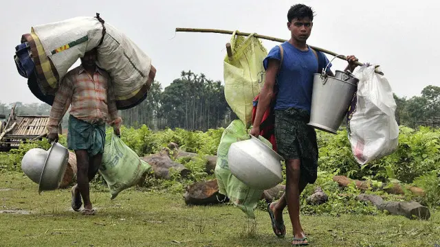 بھارت بنگلہ دیش کے درمیان تقریبا چار ہزار کلومیٹر طویل سرحد پر تقریبا ڈیڑھ سو بستیاں ایسی ہیں جہاں کے باشندوں کو کسی ملک کی سرکاری سہولتیں حاصل نہیں ہیں