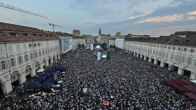 Фанати Ювентуса, які стежили за матчем у Турині