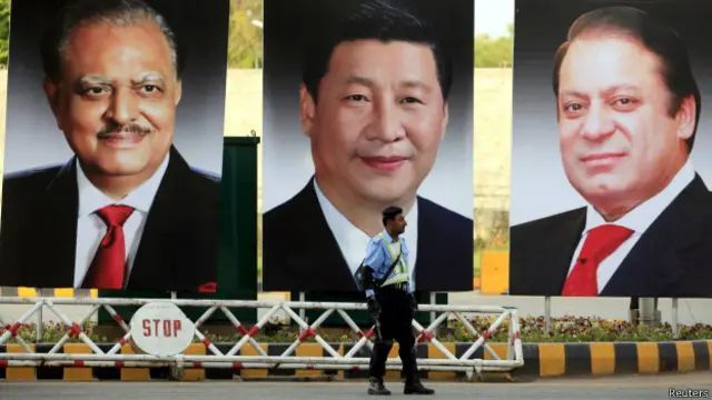 चीनी राष्ट्रपति ने अपने पाकिस्तान दौरे में वहां 46 अरब डॉलर के निवेश की घोषणा की थी