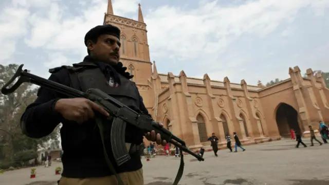 ويل کېږي له تېرو څو اوونيو راهيسې د بلوچستان په بېلابېلو سيمو کې د امنيتي ځواکونو پر وړاندې بريدونو کې زياتوالی راغلی دی