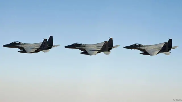 Đội F-15 Eagle được Nasa dùng để quan sát các chuyến bay thử nghiệm và giúp luyện kỹ năng cho các nhà du hành vũ trụ tương lai (Hình: Nasa)