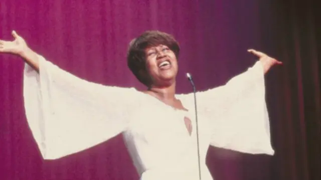 A cantora Aretha Franklin relançou a canção nas paradas ao gravá-la em 1968