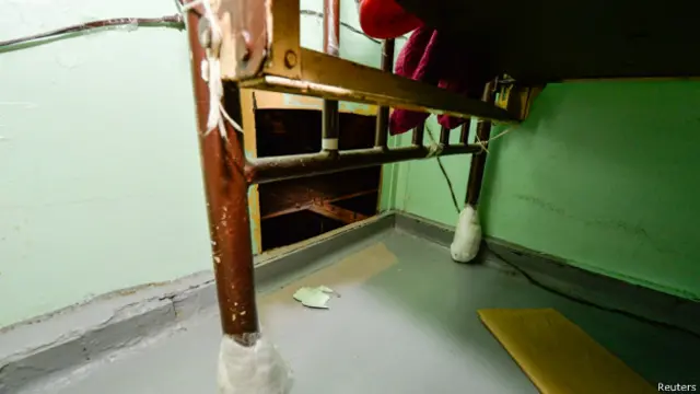 corte en la pared de la celda de Dannemora