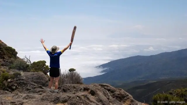Núi Kilimanjaro, giấc mơ của người leo núi