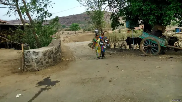 करजात गाँव, महाराष्ट्र