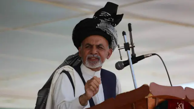 صدر اشرف غنی کی جانب سے پاکستان پر دہشت گردی میں ملوث ہونے کے الزامات کے سبب دونوں ملکوں کے مابین قیام امن کی کوششیں متاثر ہوئی ہیں