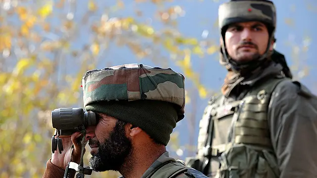 پاکستان اور بھارت کی سکیورٹی فورسز کے درمیان ایل او سی اور ورکنگ باؤنڈری پر جھڑپوں میں اضافہ ہوا ہے