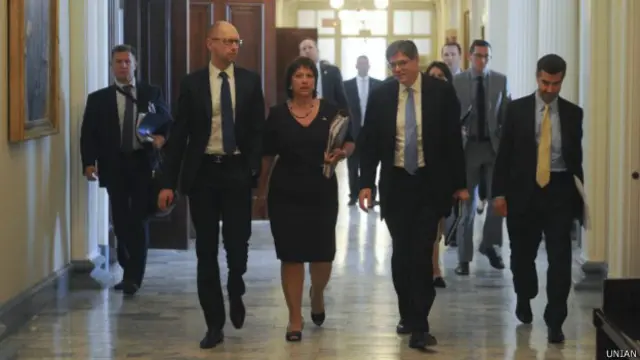 Яценюк та Яресько у США