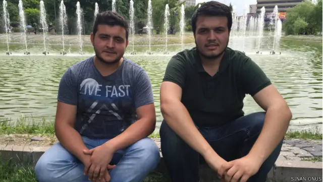 Tayfun Özçelik ve Furkan Bayraktar, AKP-MHP koalisyonuna sıcak bakıyor.