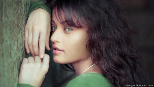 سنیہا الال نے دس سال قبل فلم لکی بنائی جو باکس آفس پر نہ چل سکی