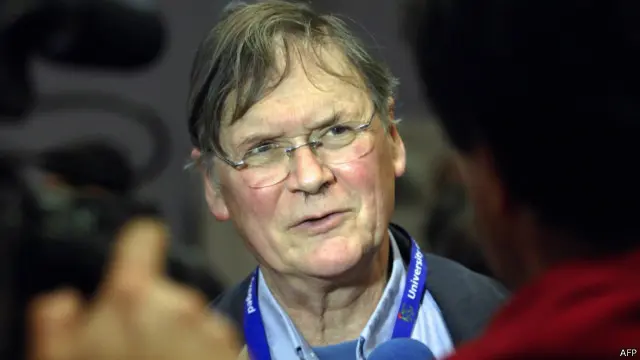 Dr Tim Hunt