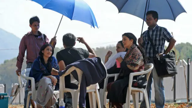 سنہ 2009 میں اداکارہ جوہی چاولا اور منیشا کوئرالہ کی فلم ’میگھنا‘ کی شوٹنگ سری نگر میں ہوئی