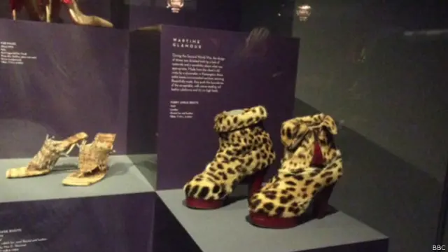 Меховые ботильоны