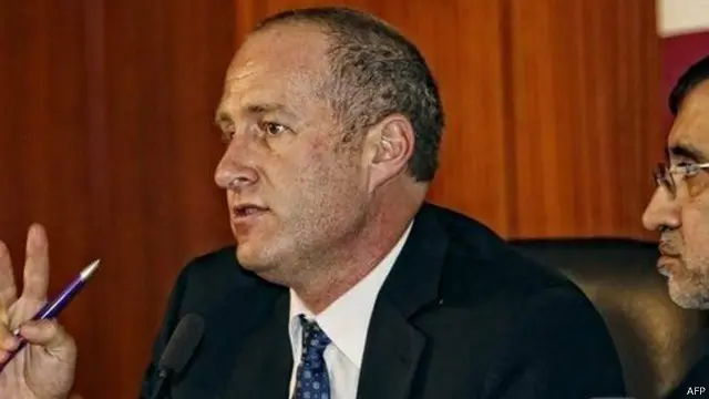 فاندر ميروي كان من بين الجراحين الذين أجروا العملية