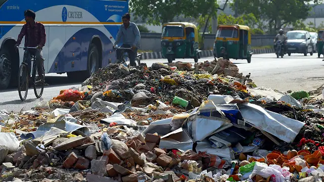 صارفین کوڑے کے ڈھیر اور فضلے کی تصاویر کھینچ کے اس ایپ پر اپ لوڈ کردیں گے اور ایپ اس تصویر کو خود ہی اس کے محلِ وقوع کے ساتھ ڈیٹا بیس میں محفوظ کردے گی