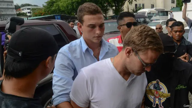 لدى الخروج من لامحكمة