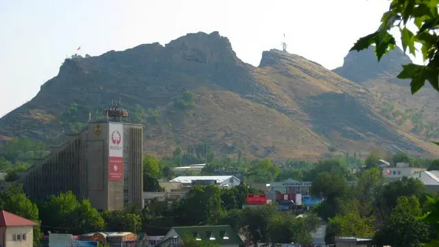 Onaning kuyovi bilan pornosini tomosha qiling Hardcore lezbiyen hukmronligi