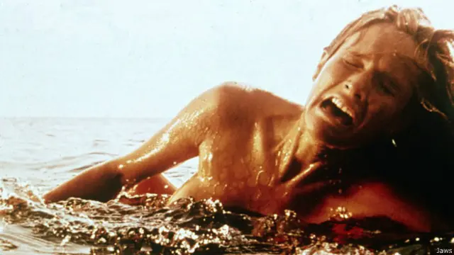 Hoje, Tubarão funciona melhor como uma comédia do que como um filmecarlsen pokerhorror