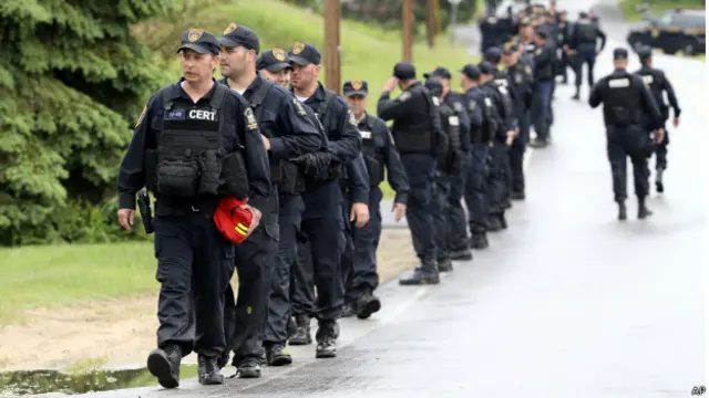 फ़रार अपराधियों का तलाश में पुलिस