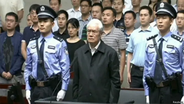 گذشہ ماہ چین کے سابق سکیورٹی چیف ژو یونگ کانگ کو عمر قید کی سزا سنائی گئی تھی