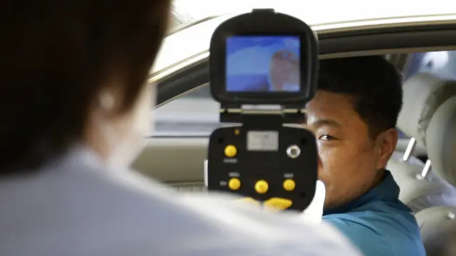 دوربینی برای کنترل درجه حرارت بدن از جمله ابزارهایی است که کره جنوبی برای ردیابی بیماری مرس استفاده میکند