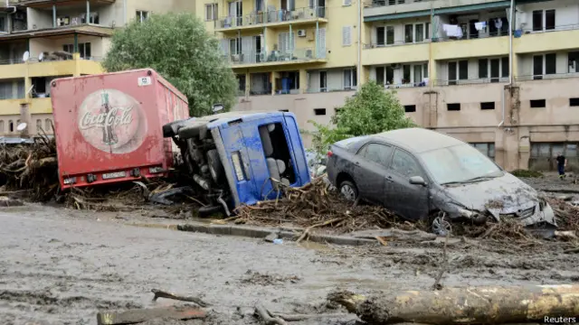 Поврежденные машины