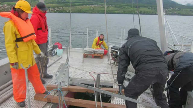پژوهشگران سوئیسی در حال تحقیق بر روی جریان آب حفره دیوانه