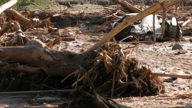 Особенно пострадал от стихии центр Тбилиси