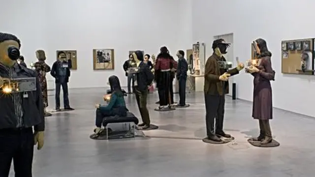 爱德华•金霍尔茨和南希•雷丁•金霍尔茨(Nancy Reddin Kienholz)，《艺术展》，1963-1977年，柏林画廊，版权归南希•雷丁•金霍尔茨所有(图片来源：Kai-Annett Becker)