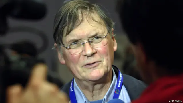 Tim Hunt tuvo que pedir perdón públicamente y el jueves se supo que dimitió de sus cargos académicos.