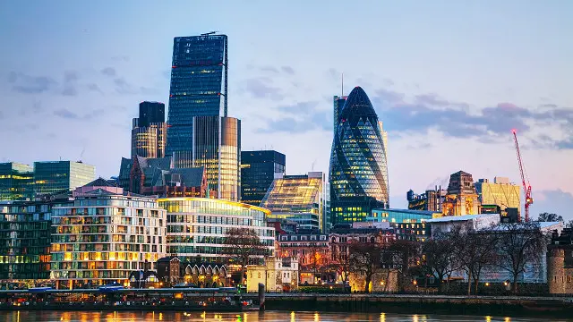 Tìm việc làm tại trung tâm tài chính London không dễ dàng