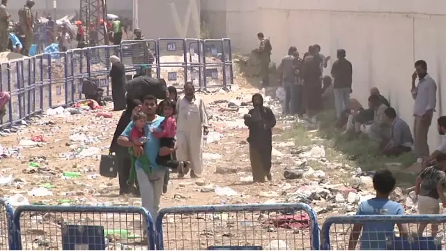 دنیا کی کل آبادی کا ایک فی صد یا تو پناہ گزین ہے یا پھر اندرون ملک بے وطن افراد پر مشتمل ہے