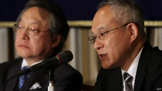 早稻田大学教授长谷部恭男和庆应大学教授小林节